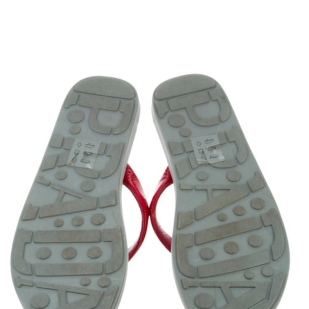 Prada coral sandals - Picture 5 of 8